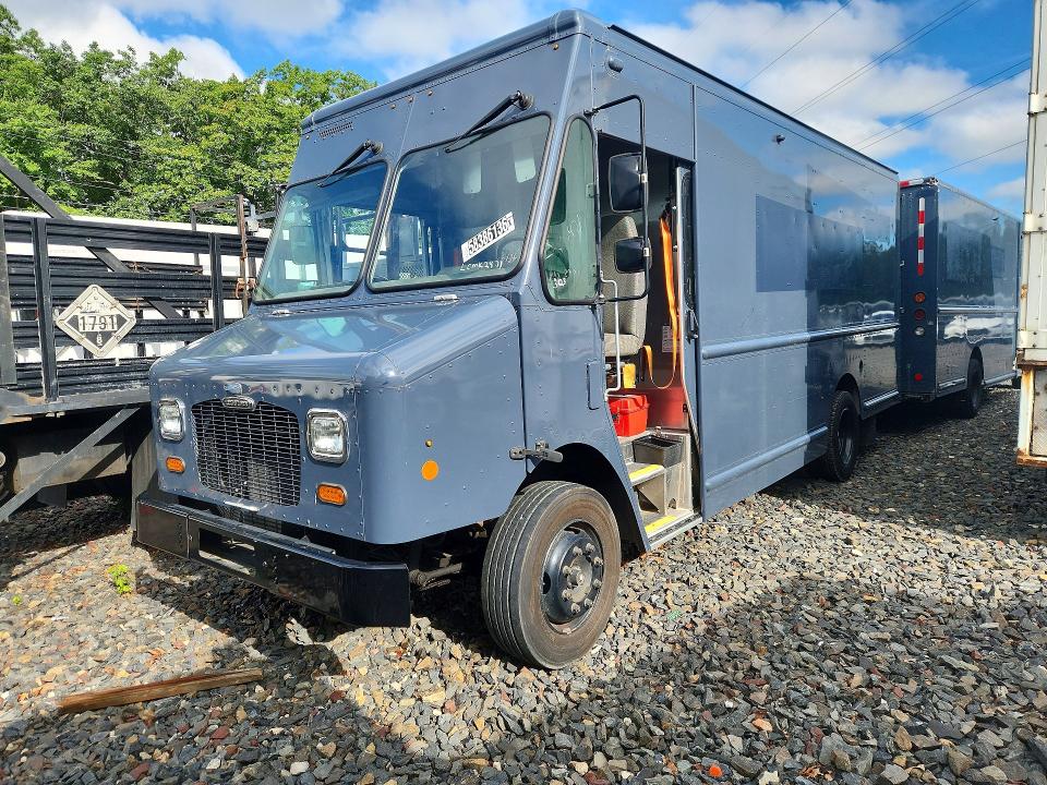 2020 Freightliner All other VIN 4UZAC2EA9LCMK2971 COPART salvage auction — MINOR DENT/SCRATCHES, PA - CERT OF TITLE, sold $1,100 on 2026-07-24 (photo 1)