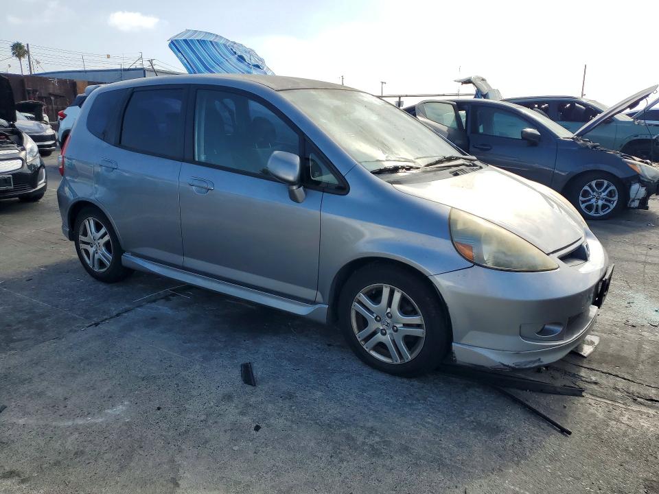 2008 Honda Fit VIN JHMGD38688S069174 COPART salvage auction — FRONT END, CA - DIS/DLR/EXP ONLY CLEAN TITLE, sold $925 on 2026-07-31 (photo 4)