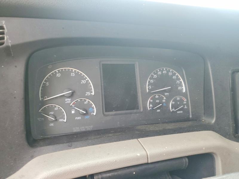 2020 Freightliner All other VIN 3AKJHHDR9LSLP1260 COPART salvage auction — MINOR DENT/SCRATCHES, NJ - CERTIFICATE OF TITLE, sold $5,600 on 2026-07-28 (photo 9)