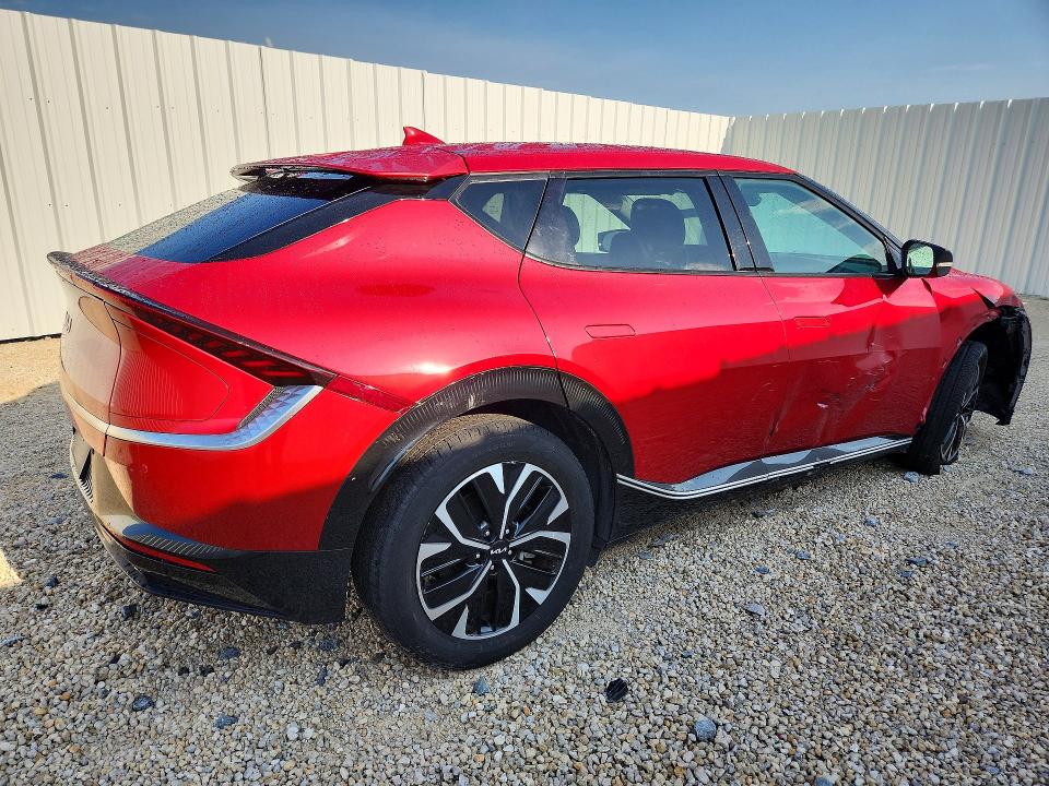 2023 Kia All other VIN KNDC34LA6P5610837 COPART salvage auction — FRONT END, Fl - Certificate Of Title, sold $7,900 on 2026-08-19 (photo 3)