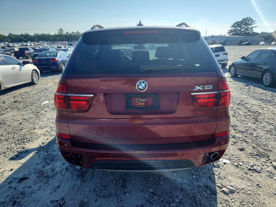2013 BMW X5 VIN 5UXZV4C55D0G50988 COPART salvage auction — MINOR DENT/SCRATCHES, CT, sold $550 on 2026-07-27 (photo 6)