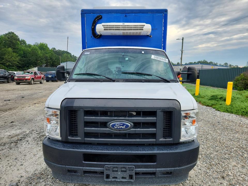 2023 Ford Econoline VIN 1FDWE3FKXPDD14825 COPART salvage auction — MECHANICAL, Ga - Certificate Of Title, sold $11,600 on 2026-08-03 (photo 5)