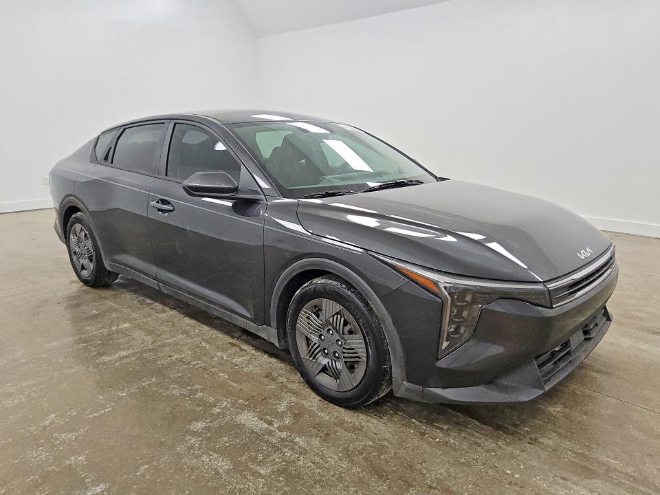 2025 Kia All other VIN 3KPFT4DEXSE202479 COPART salvage auction — MINOR DENT/SCRATCHES, GA - CERTIFICATE OF TITLE, sold $17,600 on 2026-08-06 (photo 4)
