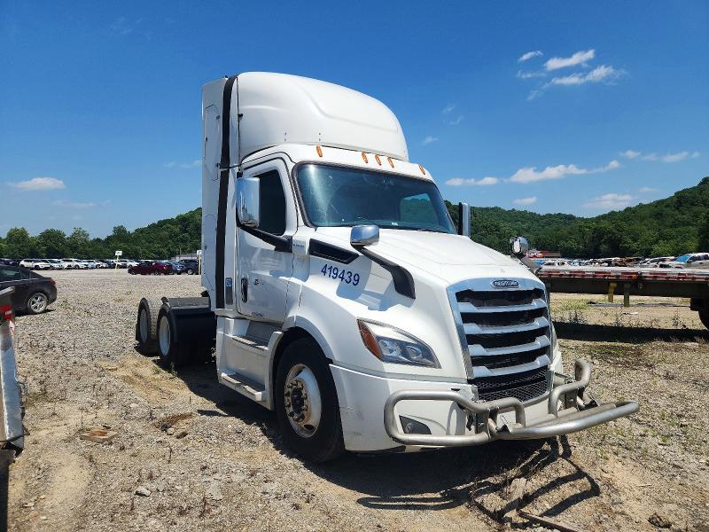 2019 Freightliner All other VIN 1FUJHTFW0KLKT2439 COPART salvage auction — MECHANICAL, OH - CERTIFICATE OF TITLE, sold $825 on 2026-07-17 (photo 1)