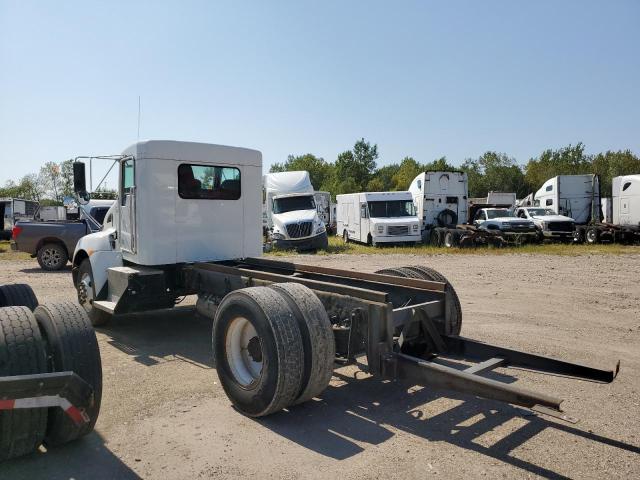 2014 Kenworth All other VIN 2NKHHM7X7EM394207 COPART salvage auction — NORMAL WEAR, CT, sold $4,000 on 2026-07-07 (photo 3)