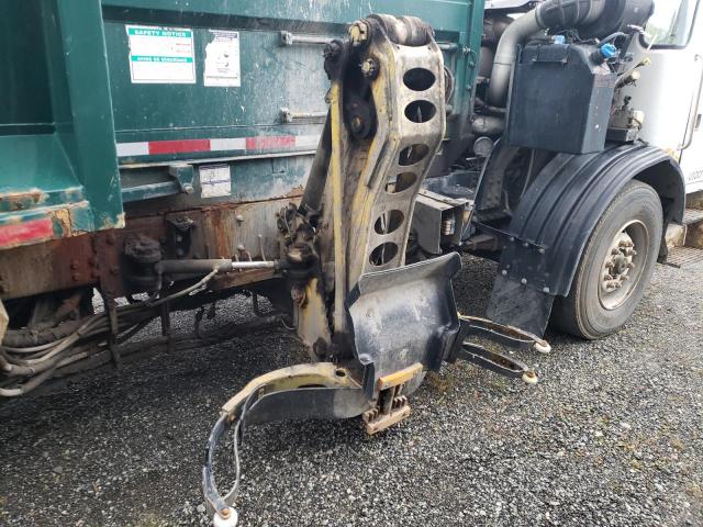 2011 Autocar llc All models VIN 5VCACR8FXBH212887 COPART salvage auction — MINOR DENT/SCRATCHES, FL - CERTIFICATE OF DESTRUCTION, sold $150 on 2026-07-28 (photo 6)