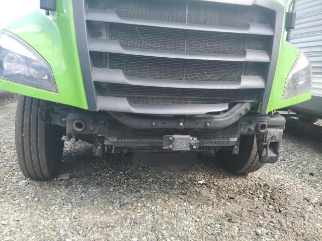 2022 Freightliner All other VIN 1FUJHTDV5NLNG8162 COPART salvage auction — FRONT END, FL - DEALER ONLY CLEAN TITLE, sold $12,500 on 2026-07-29 (photo 9)