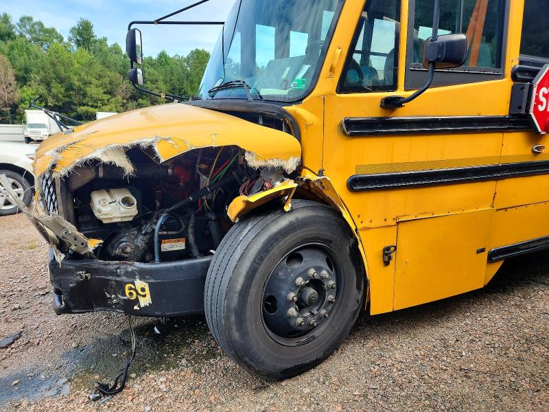 2010 Thomas All other VIN 4UZABRDT5ACAR3412 COPART salvage auction — FRONT END, ST, sold $300 on 2026-09-24 (photo 9)