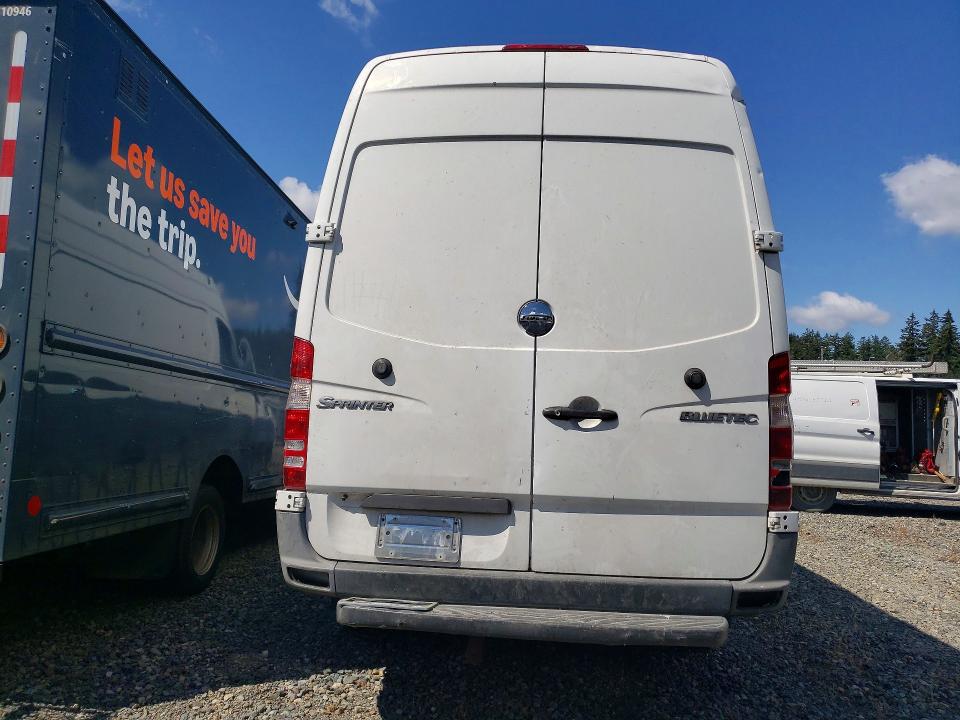 2012 Freightliner Sprinter VIN WDYPF4CC4C5678434 COPART salvage auction — FRONT END, WA - BILL OF SALE, sold $3,150 on 2026-08-19 (photo 6)