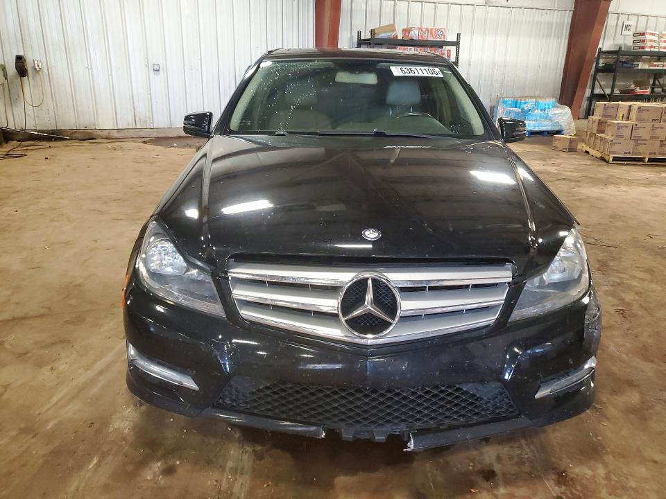 2013 Mercedes-benz C class VIN WDDGF8AB6DR285919 COPART salvage auction — FRONT END, MI - CERTIFICATE OF TITLE, sold $1,700 on 2026-08-21 (photo 5)