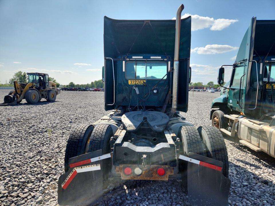 2018 Mack Cxu612 VIN 1M1AW01X1JM010593 COPART salvage auction — NORMAL WEAR, CT, sold $925 on 2026-09-21 (photo 6)