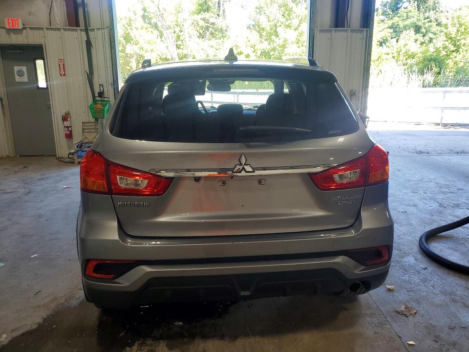 2018 Mitsubishi Outlander VIN JA4AR4AW0JZ028523 COPART salvage auction — NORMAL WEAR, Ny - Certificate Of Title, sold $2,050 on 2026-08-26 (photo 6)