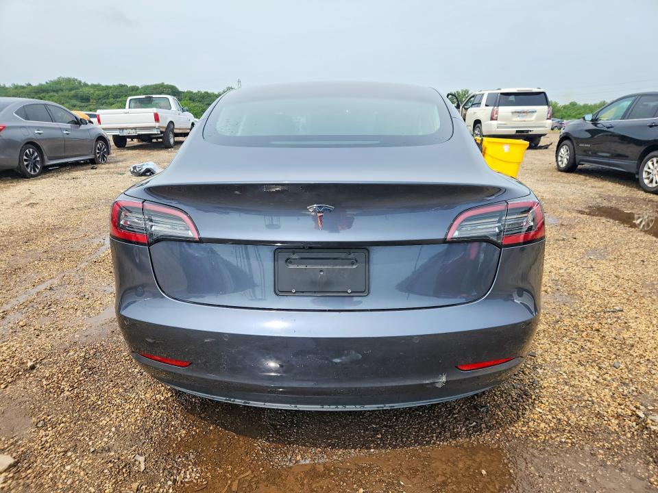 2019 Tesla Model 3 VIN 5YJ3E1EA6KF482516 COPART salvage auction — MINOR DENT/SCRATCHES, MD - CERTIFICATE OF TITLE, sold $7,100 on 2026-09-01 (photo 6)
