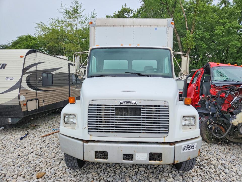 2002 Frht - freightliner All other VIN 1FVABSAK52HK15442 COPART salvage auction — NORMAL WEAR, CT, sold $125 on 2026-08-17 (photo 5)