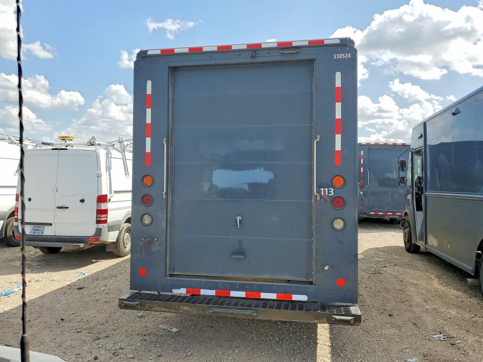 2021 Ford F59 VIN 1F65F5KN7M0A01780 COPART salvage auction — MINOR DENT/SCRATCHES, CT, sold $325 on 2026-08-18 (photo 6)