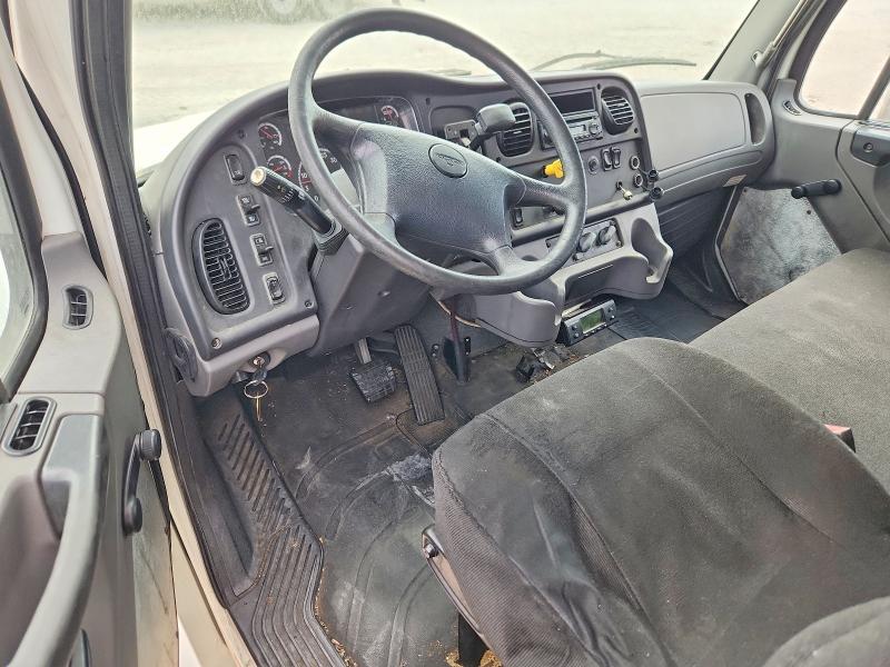 2014 Freightliner All other VIN 3ALACWDT3EDFS9340 COPART salvage auction — NORMAL WEAR, CT, sold $7,000 on 2026-08-31 (photo 8)