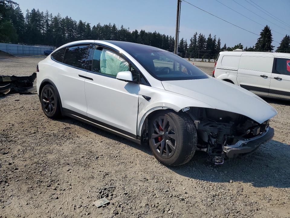 2024 Tesla Model x VIN 7SAXCBE61RF439871 COPART salvage auction — FRONT END, WA - BILL OF SALE, sold $28,750 on 2026-08-21 (photo 4)