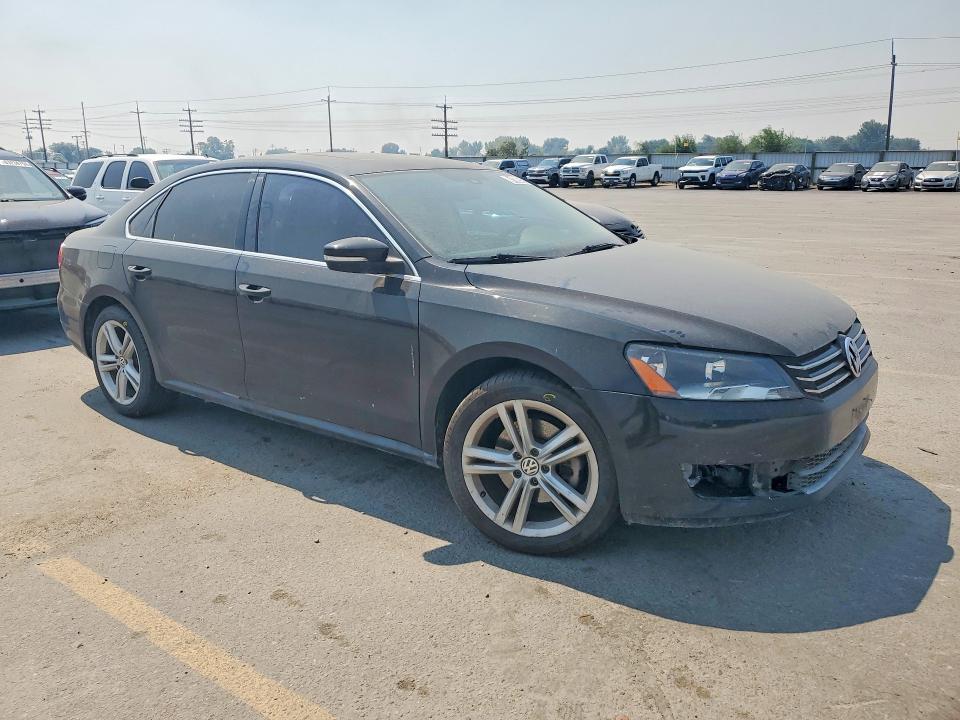 2014 Volkswagen Passat VIN 1VWBN7A34EC058725 COPART salvage auction — FRONT END, Id - Certificate Of Title, sold $90 on 2026-08-18 (photo 4)