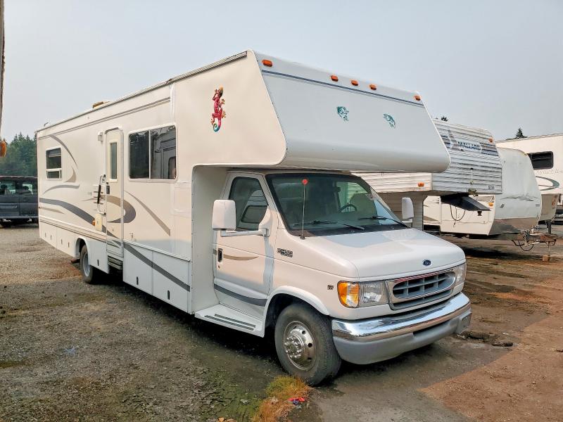 2001 Jay Econoline VIN 1FDXE45S81HA84102 COPART salvage auction — MINOR DENT/SCRATCHES, CT, sold $1,900 on 2026-08-16 (photo 1)