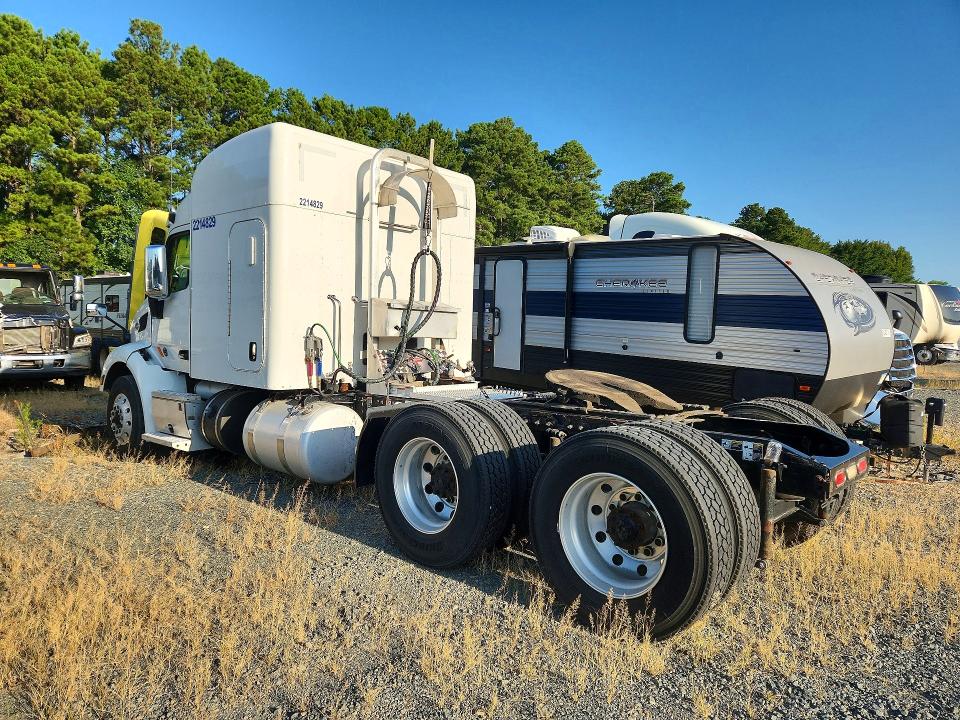 2018 Peterbilt All other VIN 1XPBDP9X0JD474092 COPART salvage auction — FRONT END, CT, sold $7,000 on 2026-08-25 (photo 2)