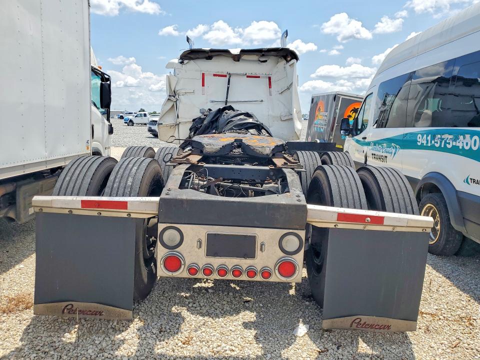 1997 Peterbilt All other VIN 1XP5DB9X7VN427545 COPART salvage auction — FRONT END, RB, sold $7,700 on 2026-09-03 (photo 6)