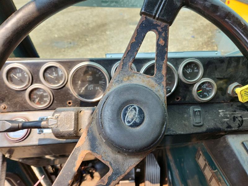2007 Mack Le613 VIN 1M2AC08C57M012976 COPART salvage auction — MECHANICAL, FL - CERTIFICATE OF DESTRUCTION, sold $1,500 on 2026-09-03 (photo 9)