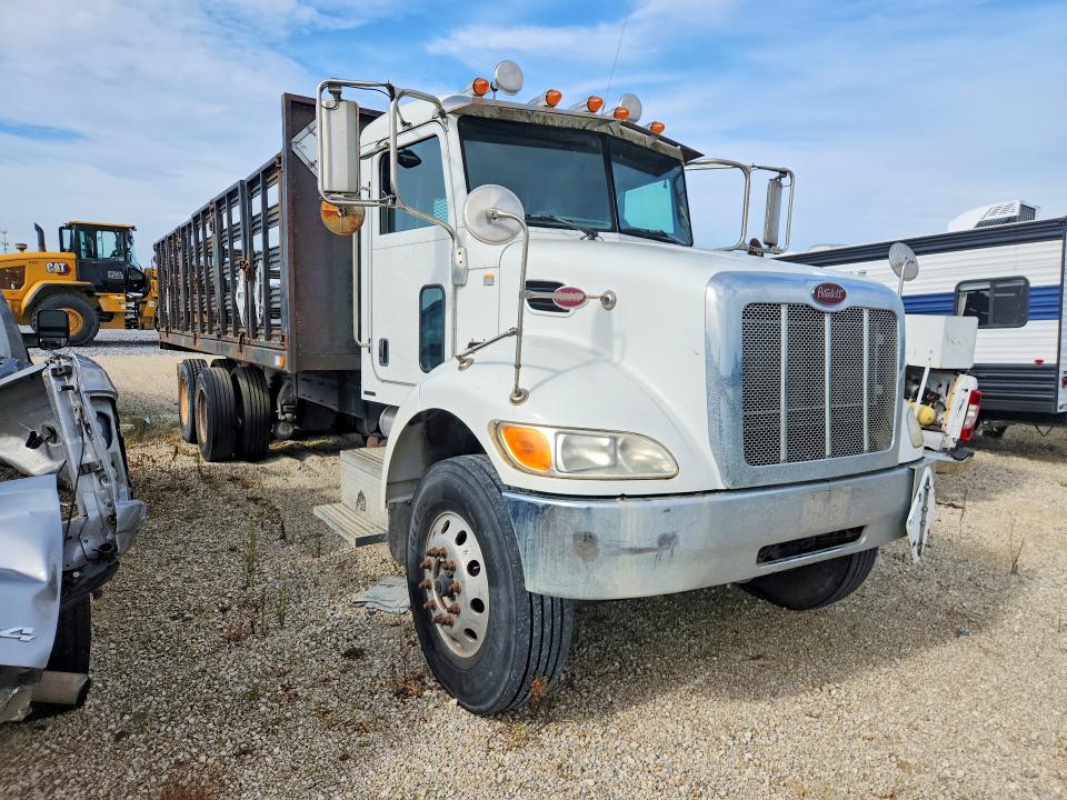 2009 Peterbilt All other VIN 2NPRLN9X79M790949 COPART salvage auction — MINOR DENT/SCRATCHES, CT, sold $7,600 on 2026-08-18 (photo 4)