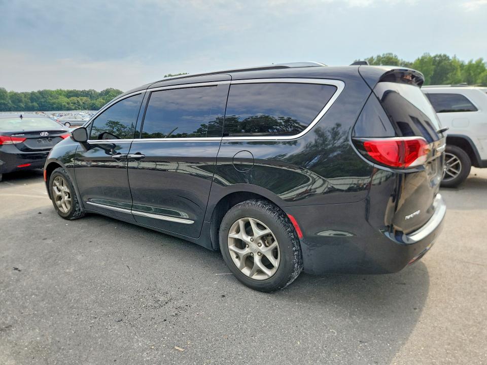 2018 Chrysler Pacifica VIN 2C4RC1GG0JR273986 COPART salvage auction — MINOR DENT/SCRATCHES, Mt - Certificate Of Title, sold $5,800 on 2026-09-02 (photo 2)