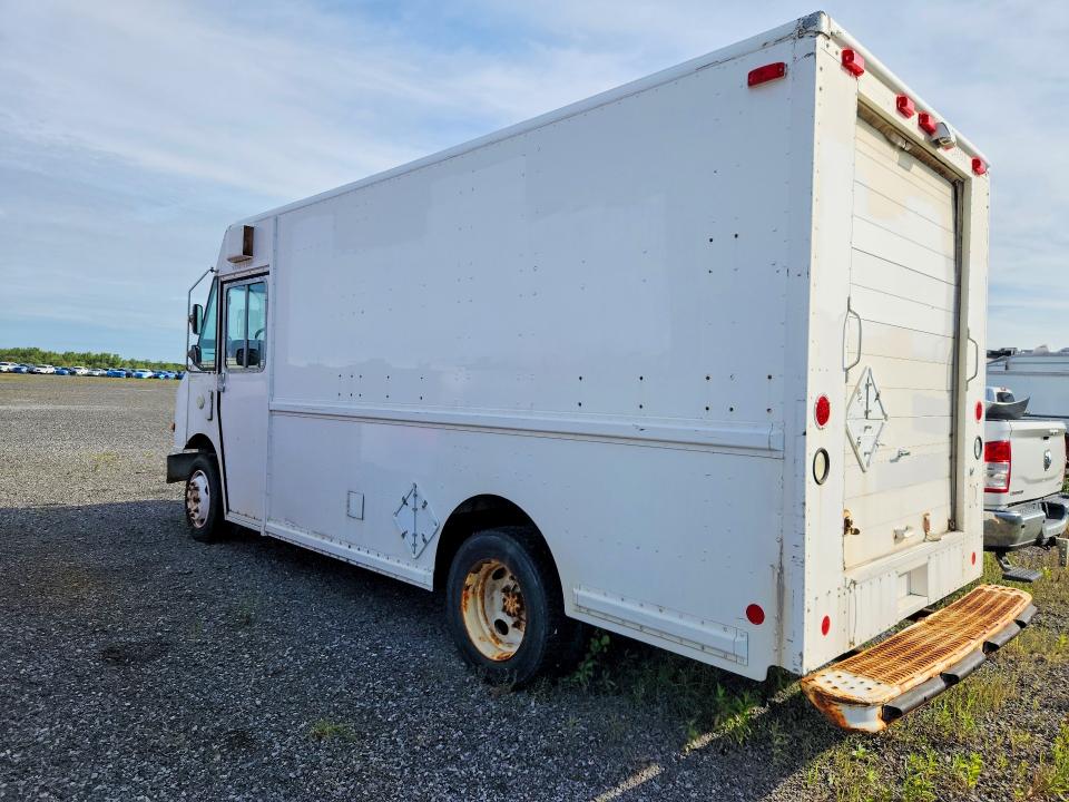 2004 Freightliner All other VIN 4UZAANBW24CM71454 COPART salvage auction — MECHANICAL, NU, sold $425 on 2026-08-27 (photo 2)