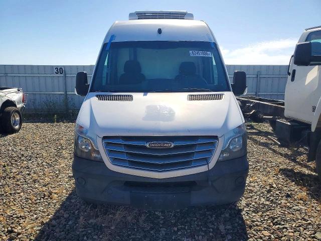 2015 Freightliner Sprinter VIN WDYPE7CC5F5974751 COPART salvage auction — REAR END, FL - DIS/DLR/EXP ONLY CLEAN TITLE, sold $2,200 on 2026-08-17 (photo 5)