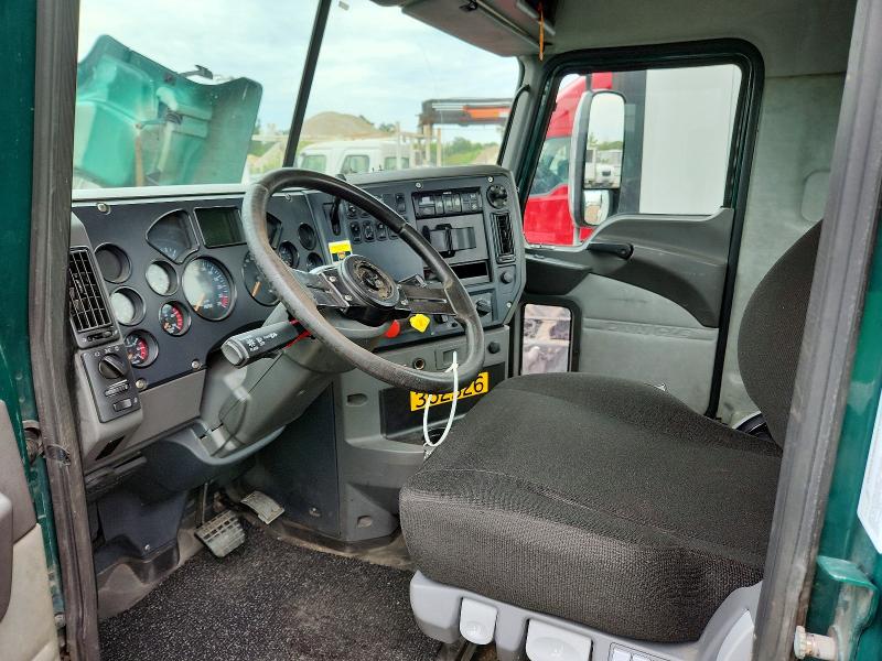 2017 Mack Cxu612 VIN 1M1AW01X3HM009634 COPART salvage auction — NORMAL WEAR, OK - CERTIFICATE OF TITLE (P), sold $475 on 2026-09-24 (photo 8)