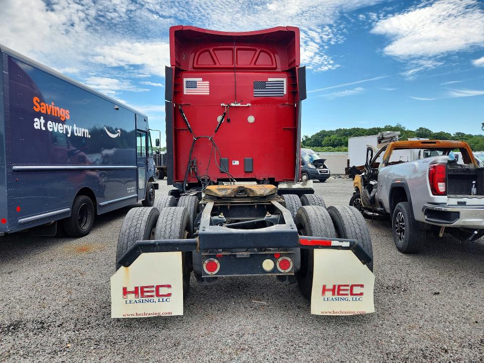 2016 Peterbilt All other VIN 1XPBDP9X9GD298135 COPART salvage auction — NORMAL WEAR, CT, sold $9,200 on 2026-08-18 (photo 6)