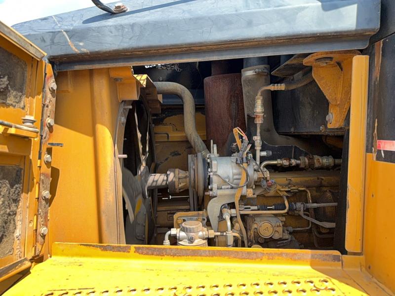 2002 Caterpillar 953c VIN CAT0953CE2ZN04856 COPART salvage auction — NORMAL WEAR, TN - BILL OF SALE (P), sold $30,000 on 2026-09-23 (photo 7)