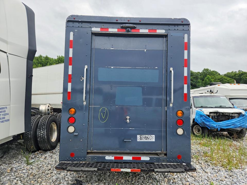 2021 Freightliner Chassis VIN 4UZAC2EA1MCML0872 COPART salvage auction — ROOF, PA - CERT OF TITLE, sold $125 on 2026-09-01 (photo 6)