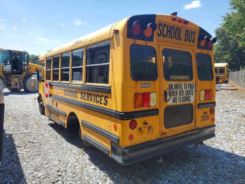 2012 Thomas Express g4 VIN 1GB6G5BG3C1189162 COPART salvage auction — NORMAL WEAR, PA - CERT OF TITLE, sold $2,500 on 2026-09-17 (photo 3)