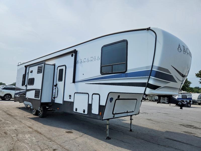 2022 Kutb Arcadia 37 VIN 4YDFART29NL551152 — COPART salvage auction photo