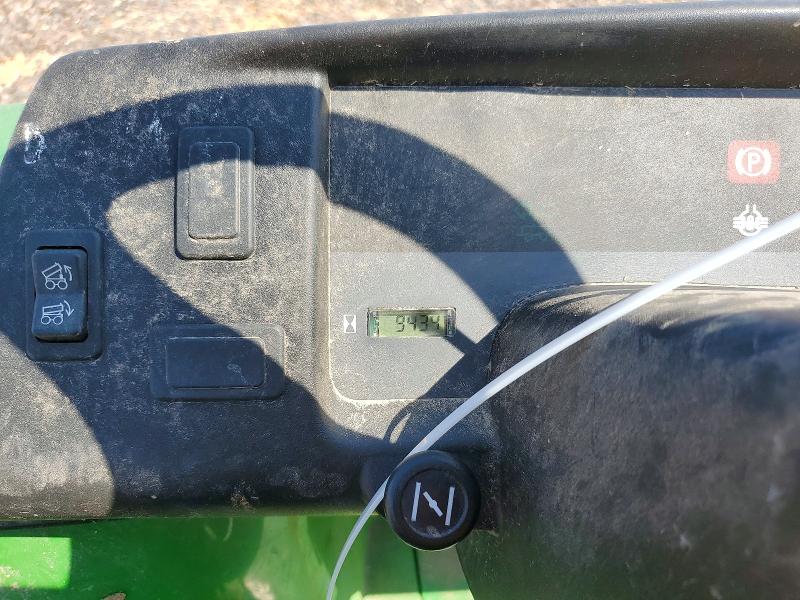2022 Johndeere Gator VIN 1M04X2XDPNM172157 COPART salvage auction — FRAME DAMAGE, BS, sold $975 on 2026-09-03 (photo 8)