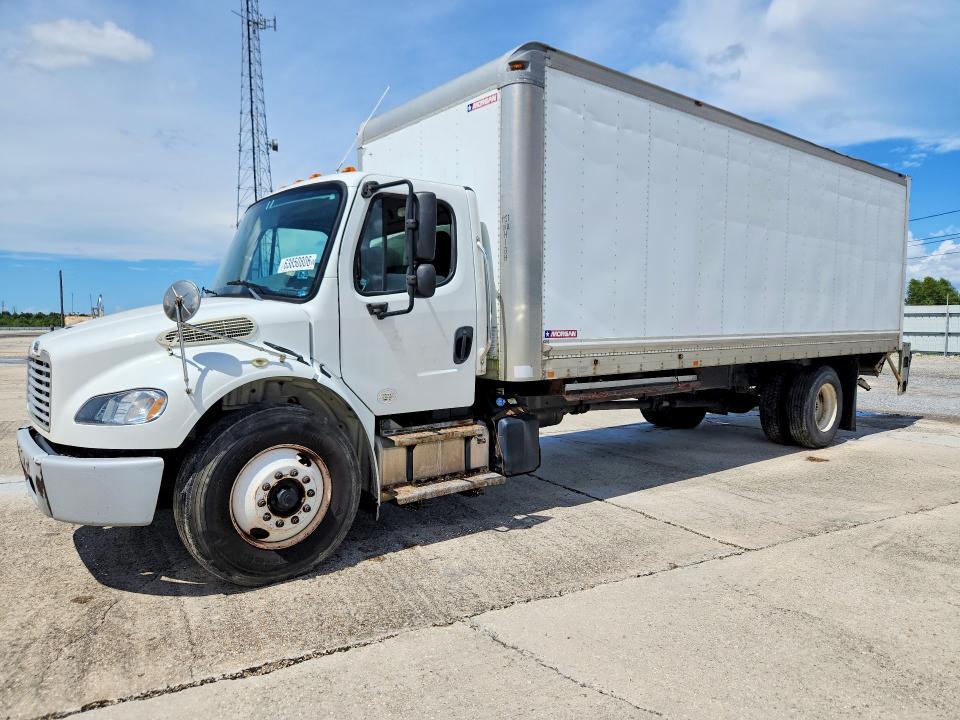 2014 Frht - freightliner M2 VIN 1FVACWDU7EHFX4235 COPART salvage auction — MINOR DENT/SCRATCHES, LA - CERTIFICATE OF TITLE, sold $200 on 2026-08-21 (photo 1)