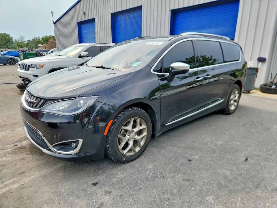 2018 Chrysler Pacifica VIN 2C4RC1GG0JR273986 COPART salvage auction — MINOR DENT/SCRATCHES, Mt - Certificate Of Title, sold $5,800 on 2026-09-02 (photo 1)