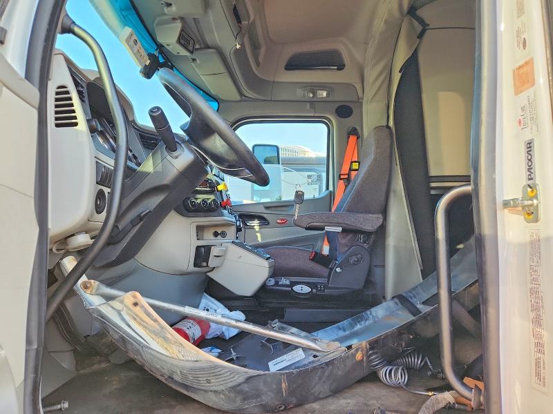 2018 Peterbilt All other VIN 1XPBDP9X0JD474092 COPART salvage auction — FRONT END, CT, sold $7,000 on 2026-08-25 (photo 7)