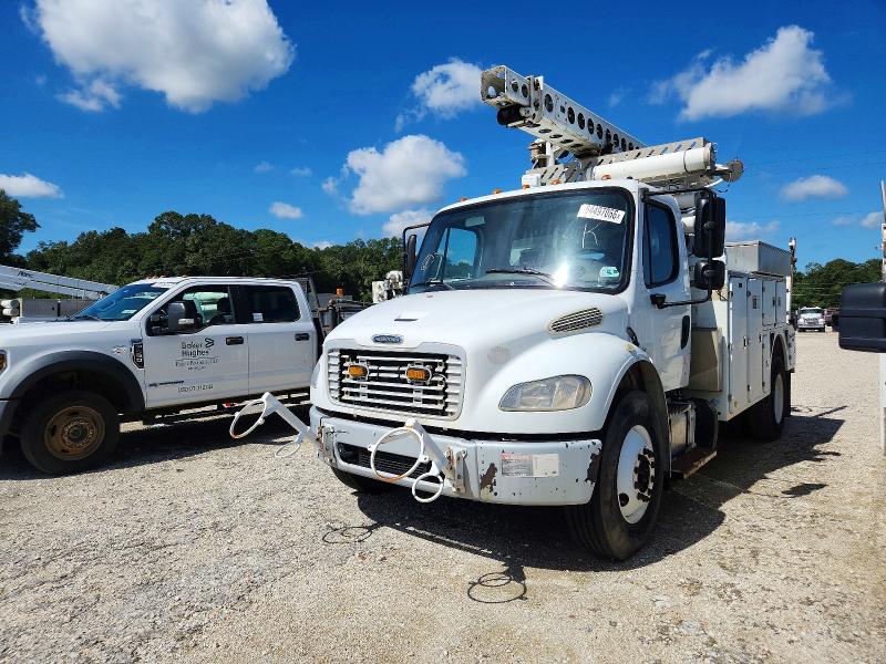 2014 Freightliner All other VIN 1FVACXDT7EHFM5119 COPART salvage auction — MINOR DENT/SCRATCHES, CT, sold $6,700 on 2026-08-18 (photo 2)