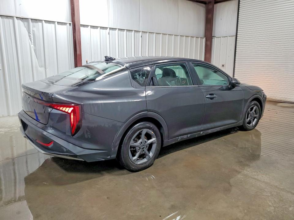 2025 Kia All other VIN 3KPFT4DE1SE121628 COPART salvage auction — FRONT END, FL - CERTIFICATE OF TITLE, sold $12,300 on 2026-08-19 (photo 3)