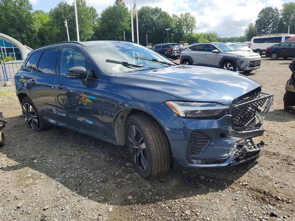 2026 Volvo Xc60 VIN YV4M12RC3T1480909 COPART salvage auction — ALL OVER, MA - CERTIFICATE OF TITLE, sold $14,200 on 2026-08-19 (photo 4)