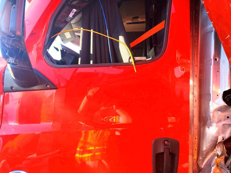 2024 Freightliner Cascadia 126 VIN 3AKJHHDR2RSUP7221 COPART salvage auction — SIDE, ST, sold $15,400 on 2026-09-03 (photo 7)
