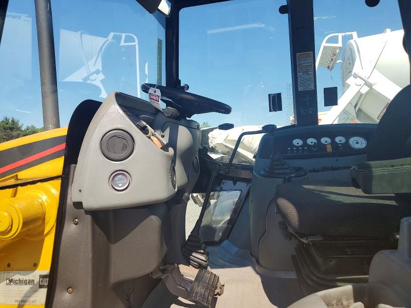 2002 Cat Constructi VIN CAT0420DAFDP09134 COPART salvage auction — MINOR DENT/SCRATCHES, BS, sold $16,300 on 2026-08-28 (photo 5)