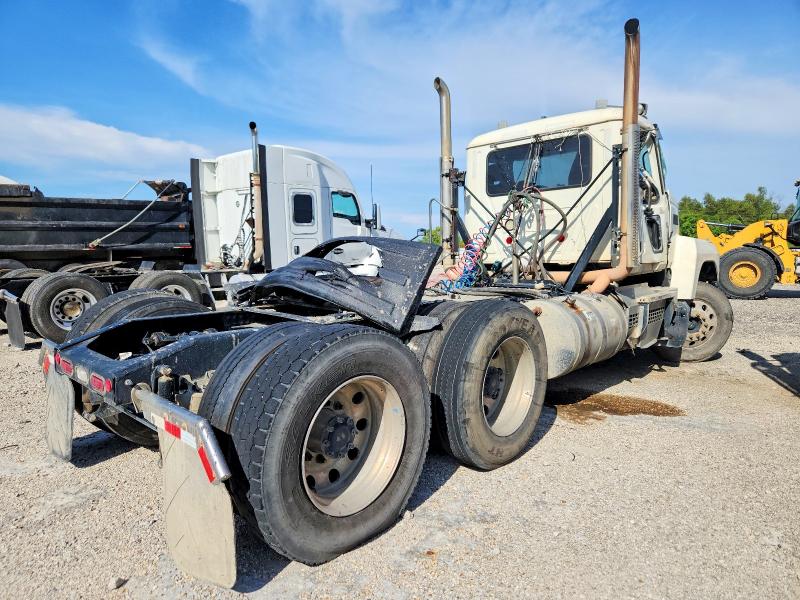 2023 Mack All other VIN 1M1PN4GY1PM011983 COPART salvage auction — ALL OVER, ST, sold $10,200 on 2026-08-27 (photo 4)