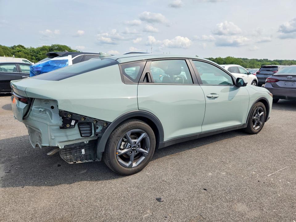 2026 Kia All other VIN 3KPFT4DEXTE252526 COPART salvage auction — REAR END, NC - CERTIFICATE OF TITLE, sold $10,000 on 2026-08-19 (photo 3)