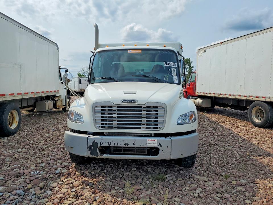 2014 Frht - freightliner All other VIN 3ALACXDT5EDFY7861 COPART salvage auction — NORMAL WEAR, PA - CERT OF TITLE, sold $350 on 2026-08-24 (photo 5)