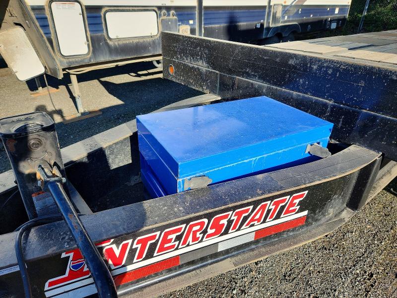 2023 Interstate Trailer VIN 1JKTDL504PM019670 COPART salvage auction — NORMAL WEAR, CT, sold $25,750 on 2026-09-08 (photo 7)