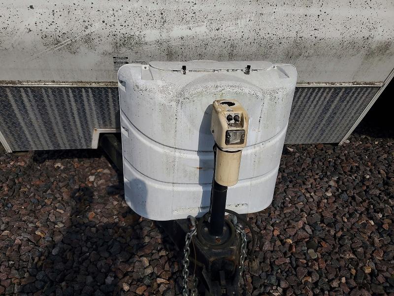2007 Jayco All models VIN 1UJBJ02P471CR0394 COPART salvage auction — NORMAL WEAR, CZ, sold $1,650 on 2026-09-04 (photo 7)